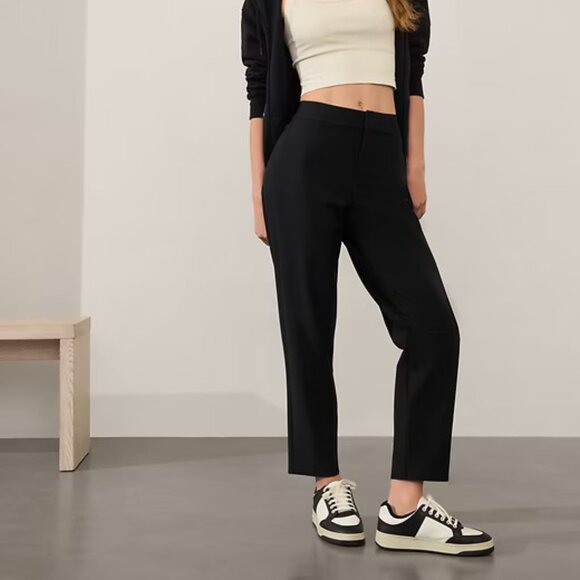 Athleta Pants - Athleta Stellar High Rise Trouser size 2P Black